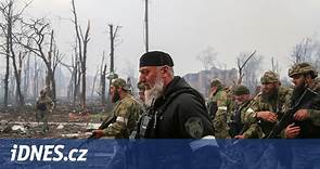 Je živ a zdráv. Kadyrov popřel zprávy o zranění svého kumpána na Ukrajině - iDNES.cz