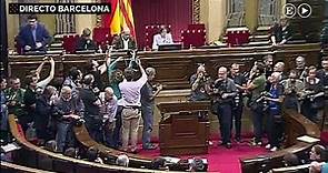 ¡Momento histórico! El Parlamento de... - Newsweek En Español