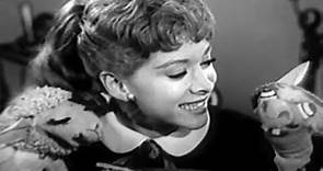 Shari Lewis - There’s A Smile In A Song (Shariland)