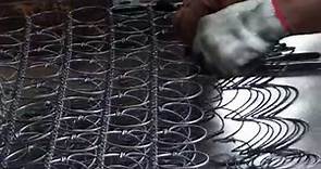彈簧顆粒串聯成一張床墊（傳統床墊）-台中佶豐床墊工廠