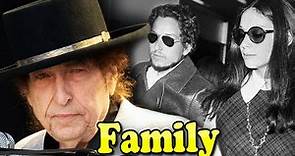 Bob Dylan Family With Daughter,Son and Wife Carolyn Dennis 2021