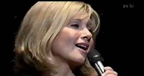 OLIVIA NEWTON JOHN - Come on over - live in Japan