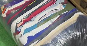 Abriendo 60 Kg de ropa Vintage Premium EN DIRECTO!! 📦😋 #vintageclothes #ropavintage #tiendavintage #liveforthechallenge #nikevintage #viral #adidasvintage #reebokvintage #vintagetees