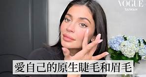 Kylie Jenner的「更新版」日常妝容：更崇尚自然妝感、也不再每天化妝｜大明星化妝間｜Vogue Taiwan