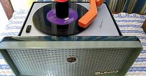 RCA VICTOR Model #7-EY-2HH 45 RPM Record Player In Action!