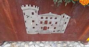 Monasterolo di Savigliano: Borgo storico con castello in prov. di Cuneo (Piemonte)