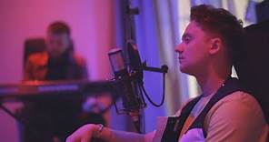 Conor Maynard - For The Night (Acoustic)