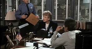 Murder, She Wrote S08E17 (To the End Will I Grapple With Thee)
