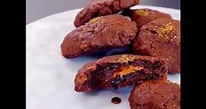 Estas galletas rellenas con nutella y chocolate relleno de caramelo serán tu obsesión