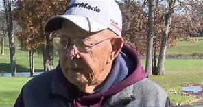 World War II veteran celebrates 98th birthday with a round of golf