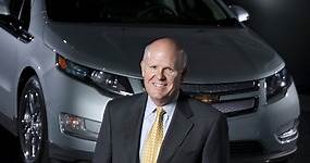 Dan Akerson to Step Down as GM CEO,