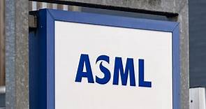 WATCH: Order bookings at ASML Holding NV were €3.6 billion ($3.8 billion) in the first quarter, compared with an average of €4.63 billion ($4.9 billion) by analysts surveyed by Bloomberg. David Watkins reports.