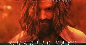 CHARLIE SAYS (CHARLIE DICE) Trailer (2019) DOBLADO AL ESPAÑOL - Matt Smith, Suki Waterhouse