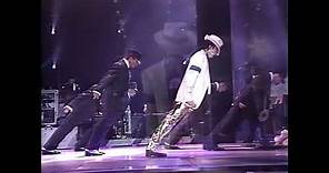 Michael Jackson - Smooth Criminal - Live Seoul 1996 - HQ [HD]
