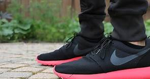 Nike Roshe Run Siren Red - On Foot