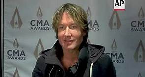 Keith Urban's tour production manager, 72, dies from fall