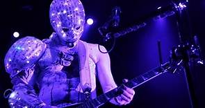 Wes Borland - Hybrid Worlds (feat. The Crystal Method, Tina Guo, Danny Lohner & Joe Letz)