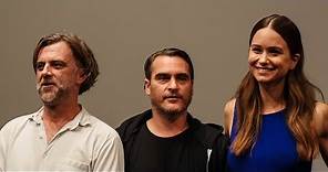 NYFF52: "Inherent Vice" Press Conference | Paul Thomas Anderson + Cast