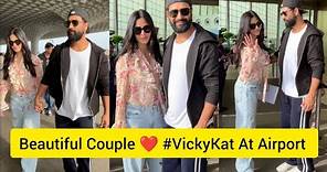 Trending Couple Vicky Kaushal With Wife Katrina kaif Looking Awesome Together Snapped at Airport