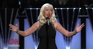 Christina Aguilera - Beautiful (Live)