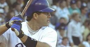 Eric Karros hits two home runs in Game 2 of '95 NLDS