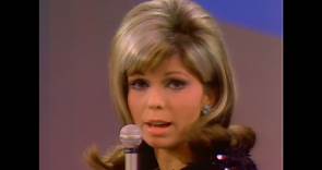 Nancy Sinatra - These Boots Are Made For Walking (Live On The Ed Sullivan Show, February 27, 1966) - video Dailymotion