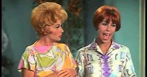 The Lucy Show |TV-1968| LUCY AND CAROL IN PALM SPRINGS |S5E8