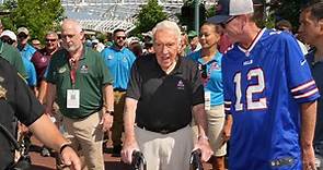 Marv Levy celebrated his 98th birthday at Hall of Fame induction weekend