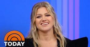 Kelly Clarkson joins TODAY for 8 Questions before 8AM