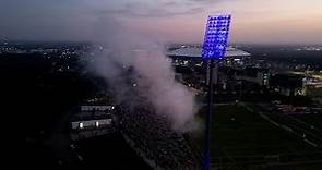 Parkstadion-Flutlichtmast strahlt wieder | Stimmen, Reaktionen & Historie | FC Schalke 04