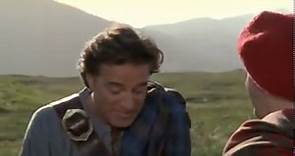 Christian De Sica e Massimo Boldi arrivano in Scozia 😄 Tratto dal film A spasso nel tempo - L'avventura continua