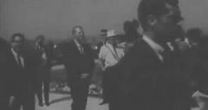 Yul Brynner & Roman Polanski in Sharon Tate's funeral (1969 - Footage)