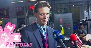 🍭 Meet Pennywise behind the clown makeup: Bill Skarsgard reveals how he got into character IT movie