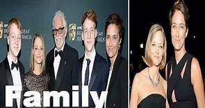 Jodie Foster Family || Father, Mother, Brother, Sister, marriage, Spouse, Partner, Kids, Son !!!