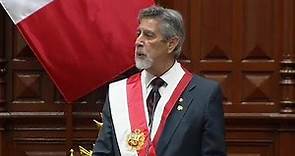 Francisco Sagasti asume la Presidencia de Perú y promete esperanza