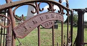 Cedar Hill Cemetery, Vicksburg, Mississippi | Walking Old Graveyards
