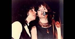 Lucy Kaplansky & Shawn Colvin - Heart on Ice, live at The Bottom Line, May 10th 1986