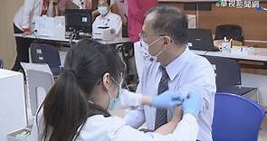 桃園5醫院施打AZ疫苗 4千醫護申請