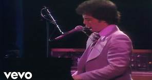 Billy Joel - Piano Man (from Tonight - Connecticut 1976)