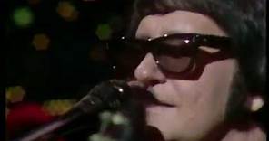 ➜Roy Orbison - "Oh Pretty Woman" (Live At Austin City Limits)