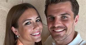 Nach Verlobung: Jonas Hofmanns Partnerin Laura ist schwanger