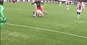 The ultimate throwback tackle from a young Matthijs de Ligt 🧱