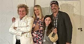 Kimberly Stewart & Benicio del Toro Share Rare Photo with Daughter Delilah & Grandpa Rod Stewart