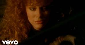 Reba McEntire - Rumor Has It (Official Music Video)