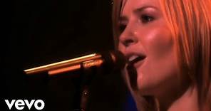 Dido - White Flag (Live at Brixton Academy)