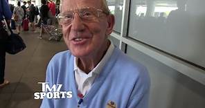 Lou Holtz to Wife -- Choose My Vice ... Booze, Chicks, Or My Pipe? (VIDEO)