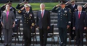 Día de la Armada de México, desde la Rotonda de las Personas Ilustres, Ciudad de México