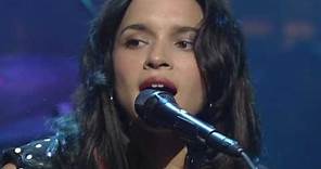 Norah Jones - "Come Away With Me" [Live from Austin, TX]