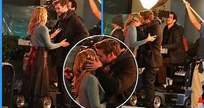 Liam Hemsworth and Laura Dern shared a passionate kiss as they filmed Lonely Planet in LA ‼️