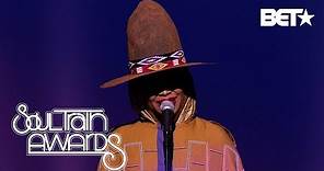 ERYKAH BADU PERFORMS A MEDLEY THAT TOUCHES OUR SOULS | Soul Train Awards 2018